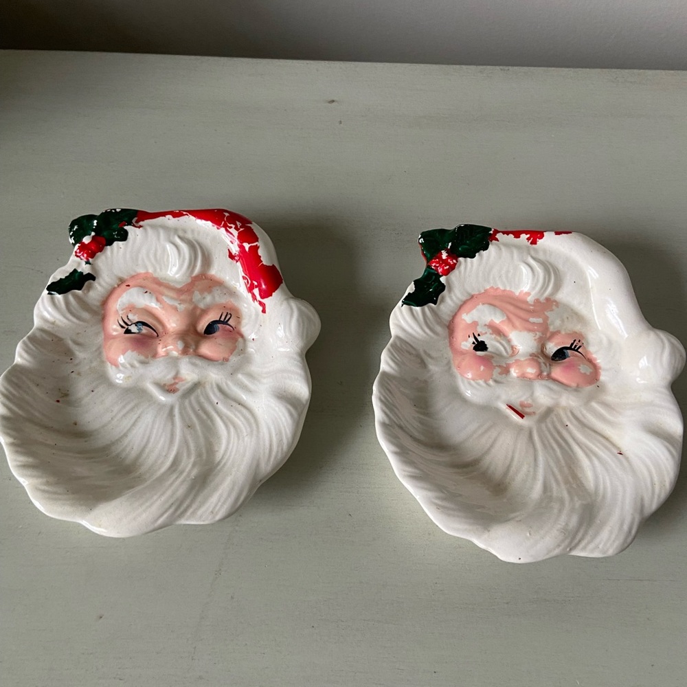 Vintage made in Japan ceramic Santa face wall hangings - Picture 1 of 11